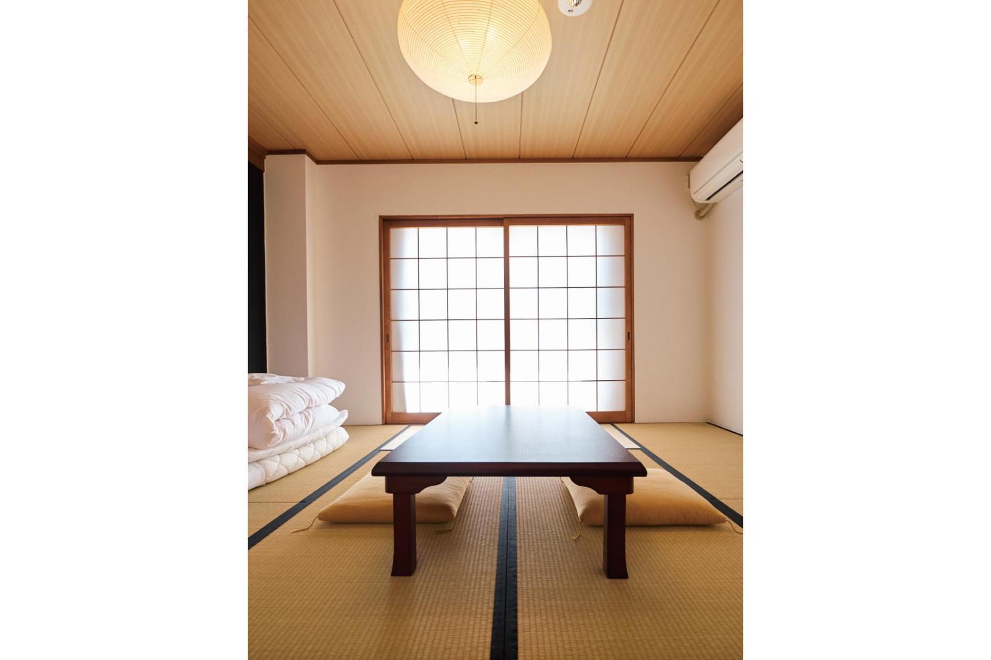 J-Hoppers Lake Biwa Guesthouse Оцу Номер фото